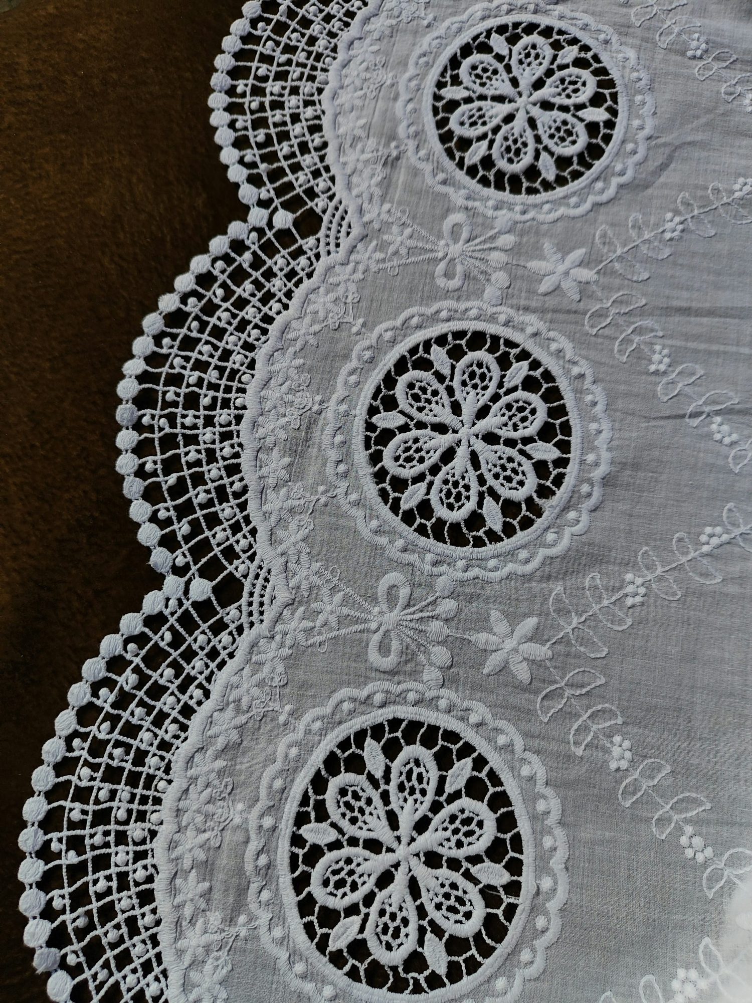Fabrication artisanale de dentelle près de Vesoul